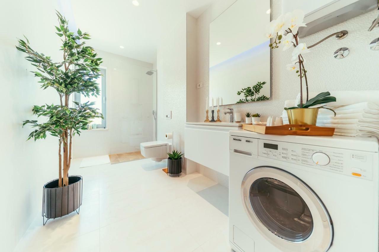 Unique Luxury Designers Apartment Right Next To The Beach Sukošan Екстериор снимка