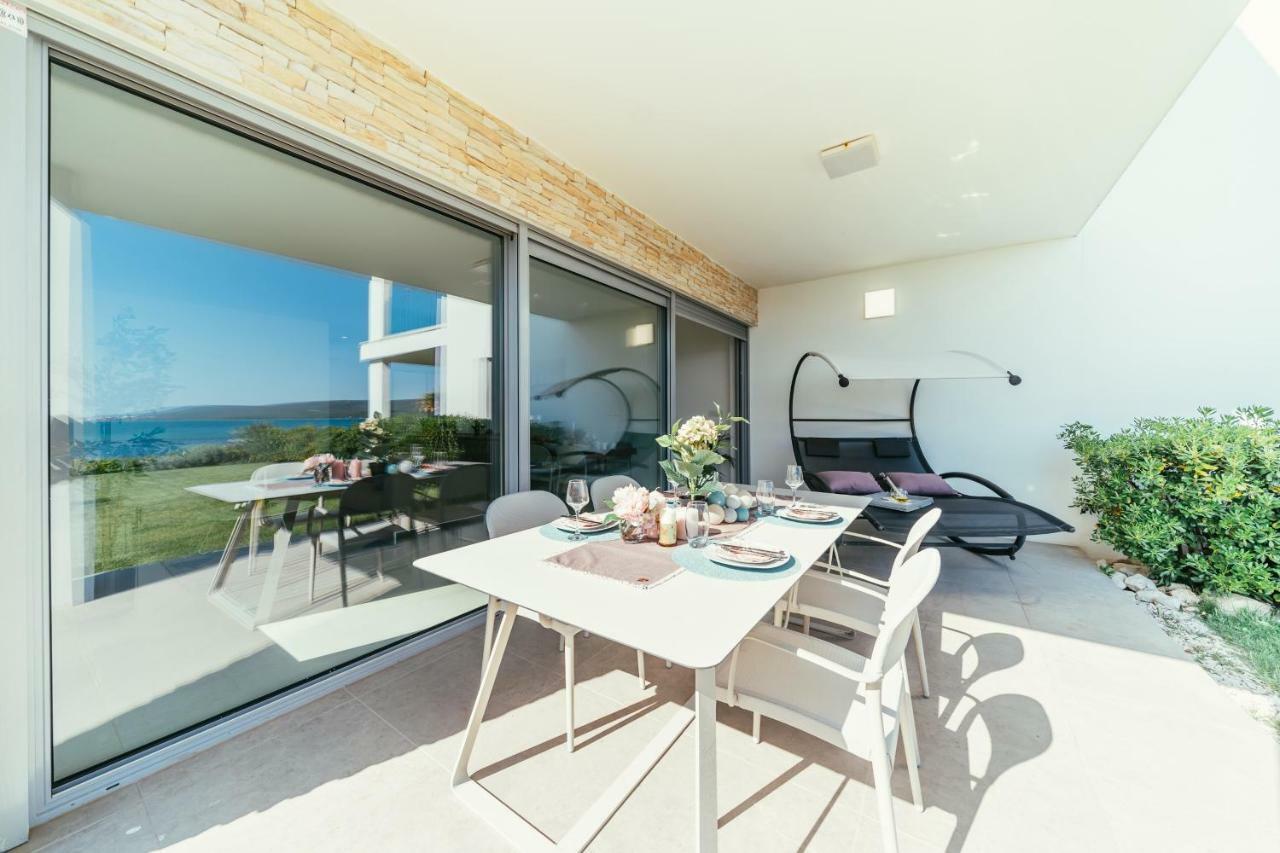Unique Luxury Designers Apartment Right Next To The Beach Sukošan Екстериор снимка